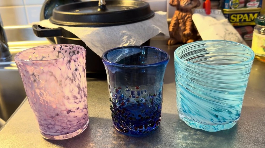 Le verre soufflé de Okinawa, un artisanat né de la&nbsp;résilience