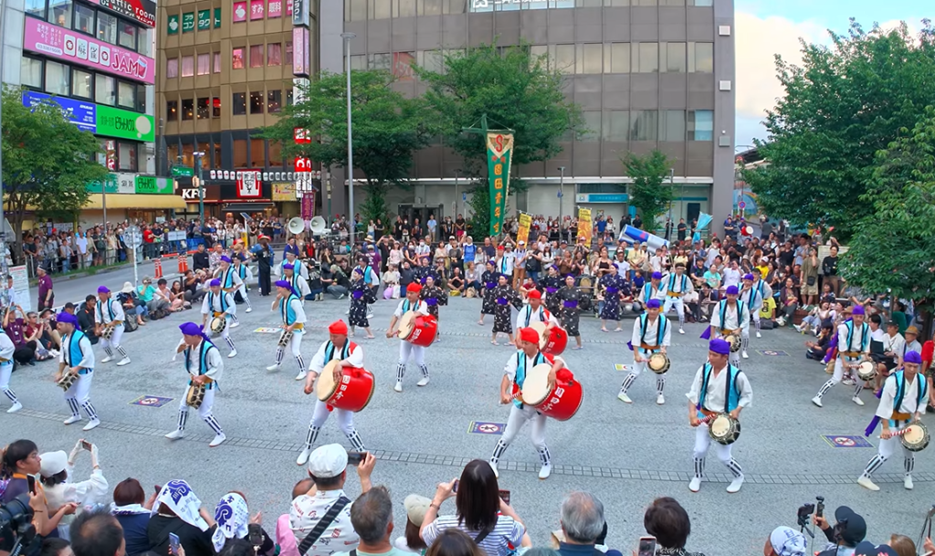 Okinawa fait vibrer Tokyo : le Kanto Okinawa Eisa Festival, une explosion de traditions et&nbsp;d&rsquo;énergie
