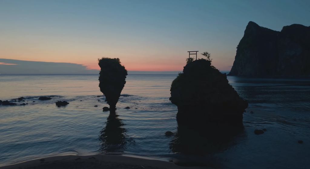 Ebisu Rock et Daikoku Rock : les gardiens de pierre du littoral de&nbsp;Hokkaidō