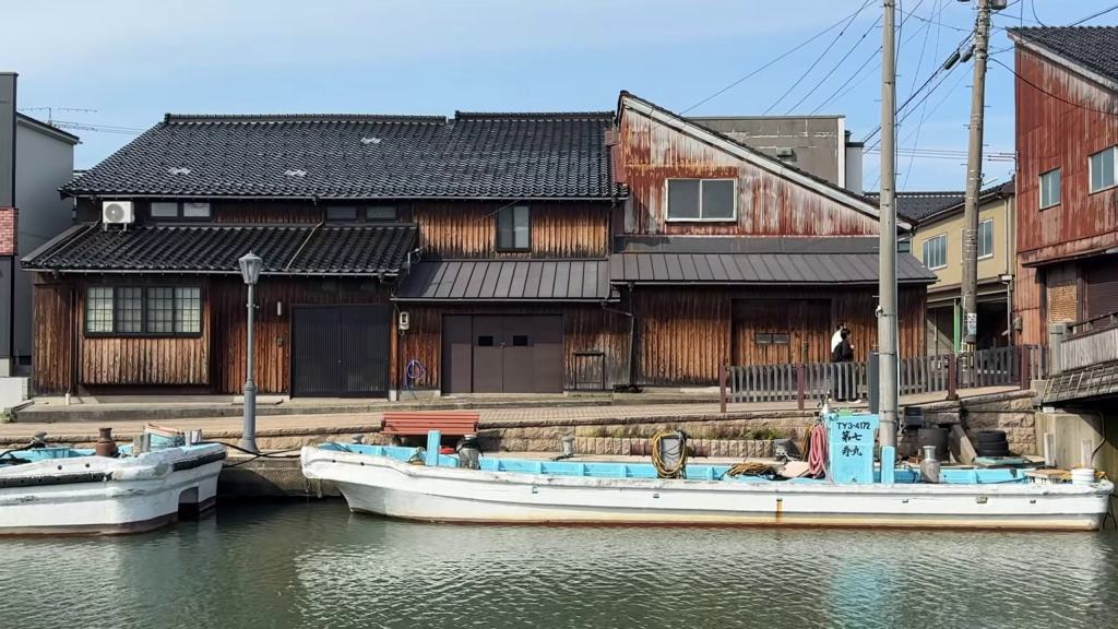 Shinminato Uchikawa : le paisible village de pêcheurs où le temps semble&nbsp;suspendu