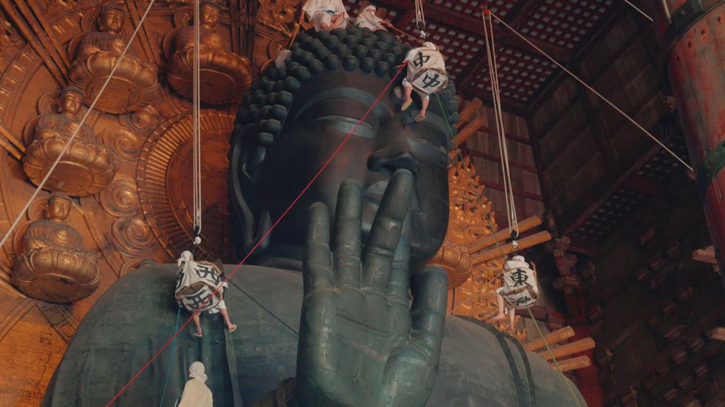 Nara, le Grand Bouddha retrouve sa splendeur après le grand nettoyage annuel