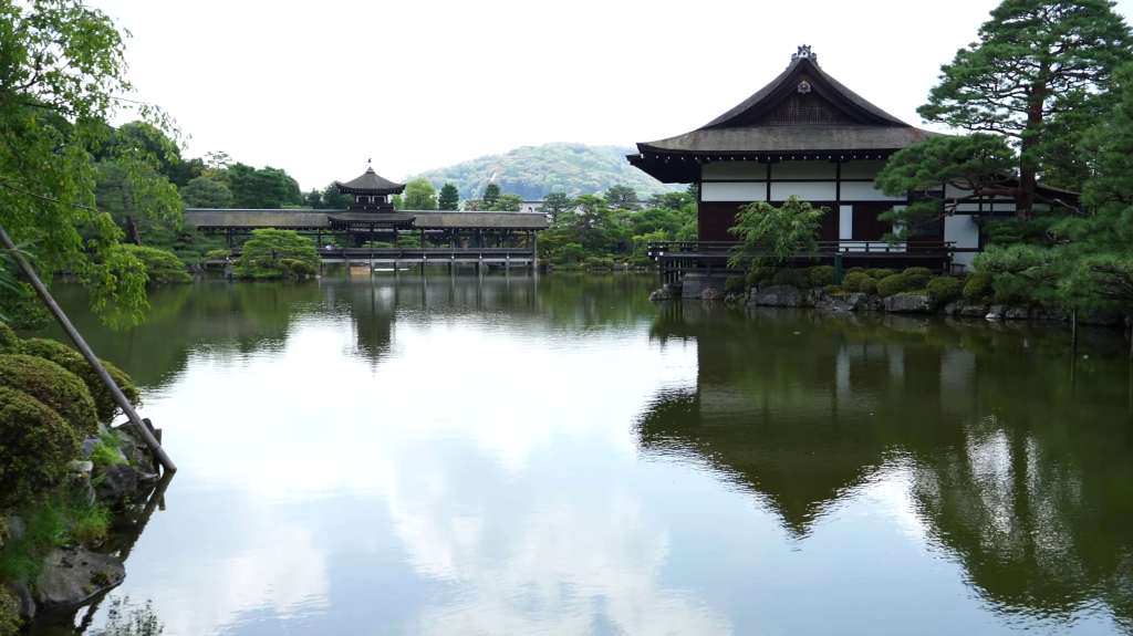 (Kyoto) Heian-jingū, les jardins prennent leurs couleurs&nbsp;d’été